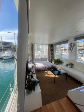 Light bedroom in a home boat